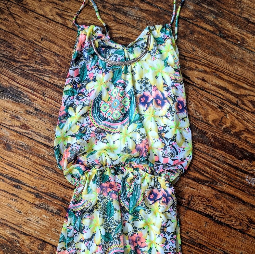 Tropical Embellished Floral Romper - Picture 5 of 12